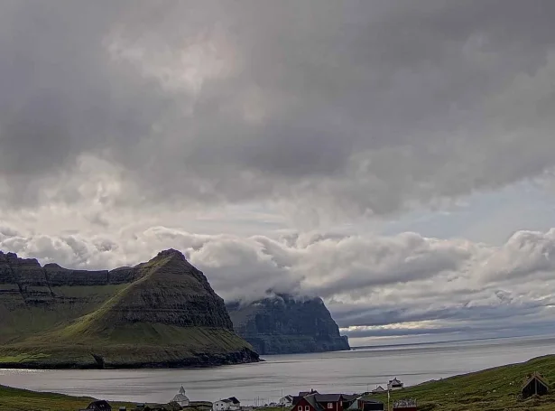 Viðareiði beint fyri klokkan 17 í dag (Mynd: faroeislandslive.com)