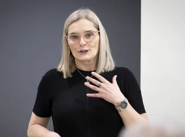Marita Debess Magnussen tók við sum ÍSF-aðalskrivari 1. mai (Mynd: ÍSF)