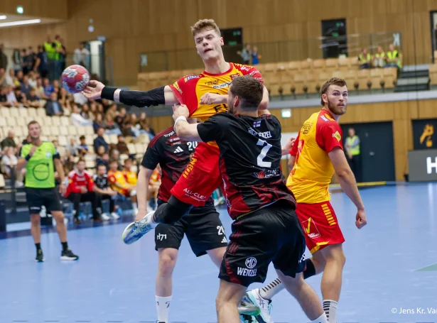 Óli Mittún og GOG hava vunnið á Vali og H71 - nú er størsta bitin á skránni: Týska stórfelagið THW Kiel (Mynd: Jens Kr. Vang)