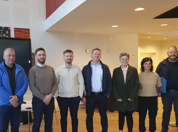 Fyrsta nevndin í Suðuroyar Vinnulívsfelag (Mynd: Suðuroyar Vinnulívsfelag)