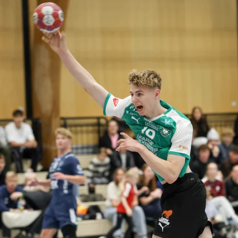 Teitur Poulsen Hellisdal og teir hjá Kyndli skulu royna seg í Eysturríki (Mynd: Sverri Egholm)