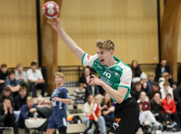 Teitur Poulsen Hellisdal og teir hjá Kyndli skulu royna seg í Eysturríki (Mynd: Sverri Egholm)