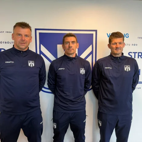 Rógvi Jacobsen, Fróði Benjaminsen og Atli Danielsen undan fyrstu venjingini í dag (Mynd: KÍ)