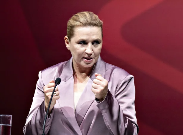 Mette Frederiksen á ársfundi hjá danska javnaðarflokkinum í dag (Mynd: Henning Bagger/Ritzau Scanpix)