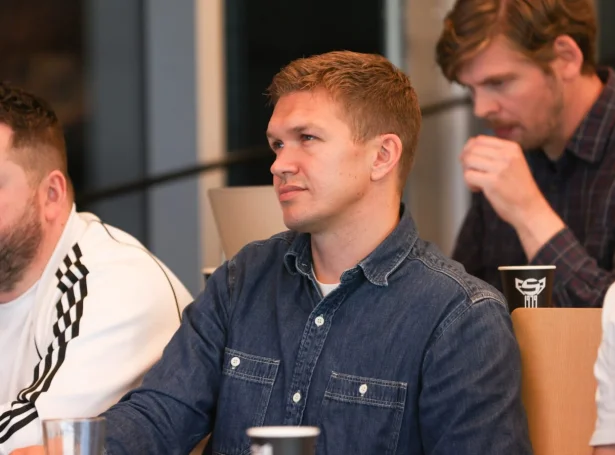 André Olsen hevur tikið 18 spælarar út til fyrstu uppgávuna - seinni í ár er EM á skránni (Mynd: Jóhanna Thomsen/FSF)