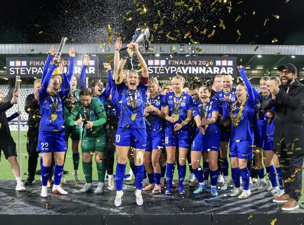 KÍ tapti steypafinaluna fyri HB í fjør, men klaksvíkskvinnur løntu teimum hetta aftur í kvøld. Í undirhaldandi og inntensari finalu á Tórsvølli endaði tað 3-2 til KÍ (Mynd: Sverri Egholm)