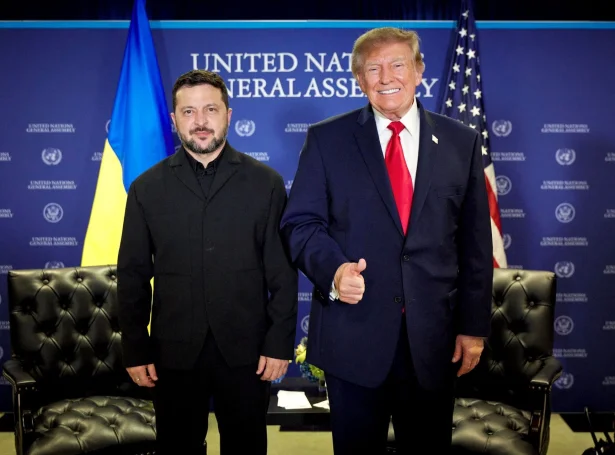Ukrainski forsetin, Volodymyr Zelenskyj og amerikanski forsetin, Donald Trump (Mynd: Handout/AFP/Ritzau Scanpix)