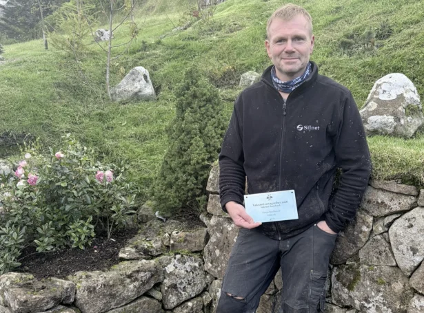 Heiðurin fyri vakrasta handverk átti urtagarðurin hjá John Havn (Mynd: Klaksvíkar kommuna)