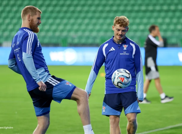 Odmar Færø og Martin Agnarsson eru millum teir, sum byrja á bonkinum í Modlova (Mynd: Sverri Egholm)