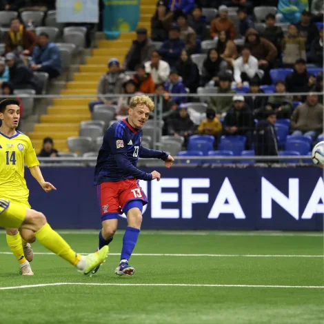 Martin Agnarsson rakti stongina, føroyingar høvdu nógvar góðar støður, men tað rakk heldur ikki til sigurs hesaferð, hóast sannførandi spæl í stórum løtum (Mynd: Sverri Egholm)