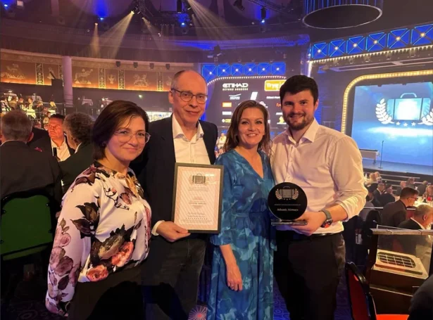 Á myndini eru Irdi Debes, Charter Admin, Agnar Jensen, Network & Charter Manager, Nancy S. Justinussen, Sales & Marketing Executive, og Andrias Sólsker, Chief Commercial Officer