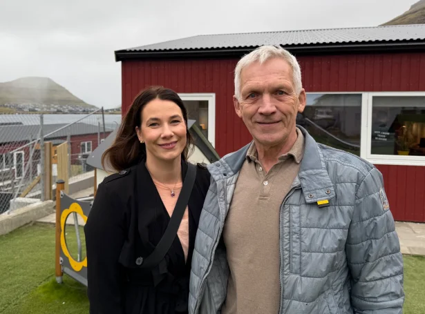 Annika S. Biskopstø, varaborgarstjóri, og Karl Johansen, borgarstjóri (Mynd: Klaksvíkar kommuna)