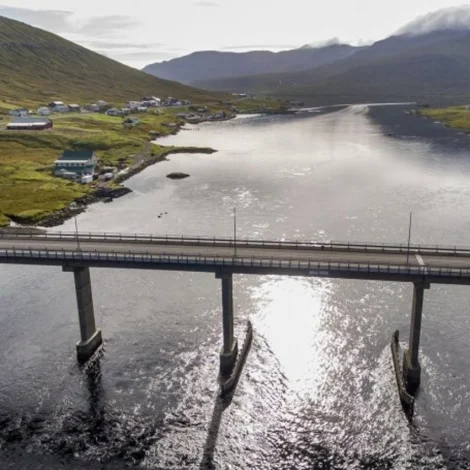 Árligi borgarafundurin fyri bygdirnar Oyri, Oyrarbakka og Norðskála er á skránni. - Annars verður orðið frítt, og drekkamuður og ábit verður at fáa (Mynd: sunda.fo)