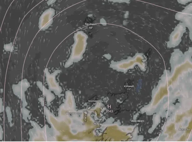Myndin ovast: Skýloftið frá forsøgn hjá ECMWF fyri mánakvøldið 2. oktobur kl 21:00. (Myndin er heintað frá Windy.com)